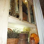 Salamandra Village Pensjonat *